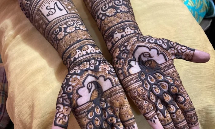 SV mehendi and makeup